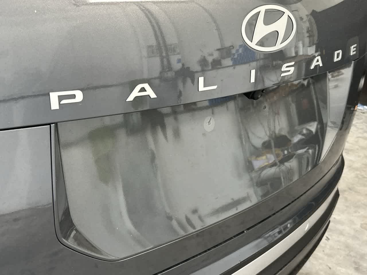 New 2027 Gray Hyundai SEL FWD image 10