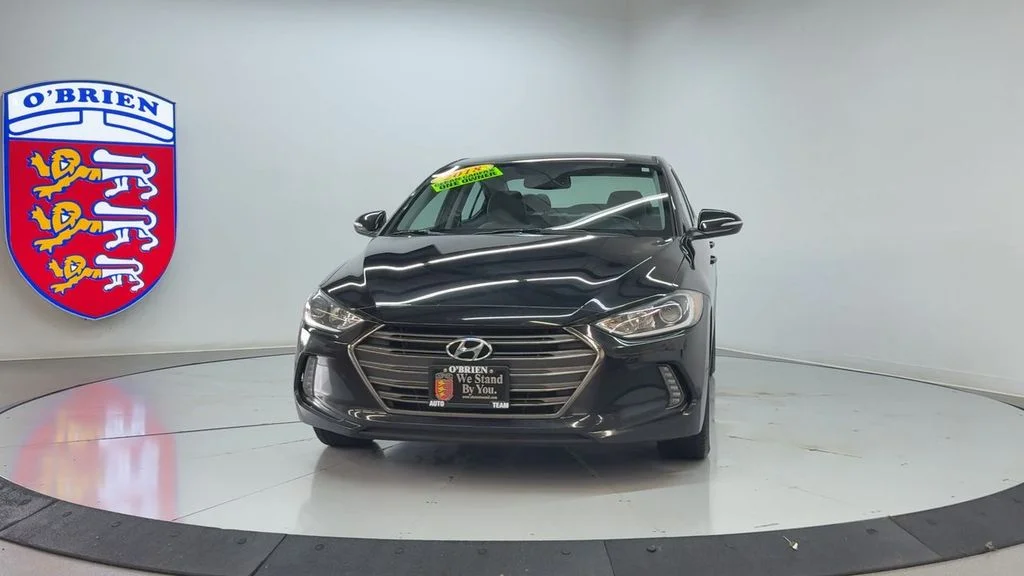 Used 2018 Phantom Black Hyundai Limited image 9