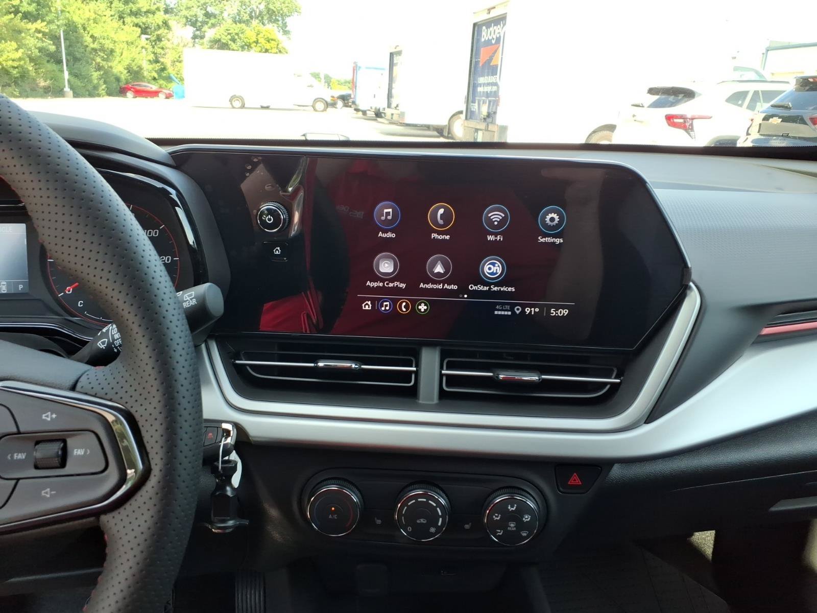 2026 Chevrolet Trax RS - Photo 6