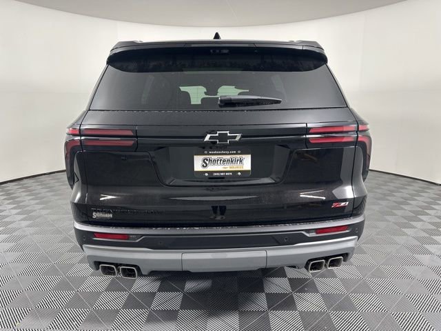 New 2026 Mosaic Black Metallic Chevrolet Z71 image 5