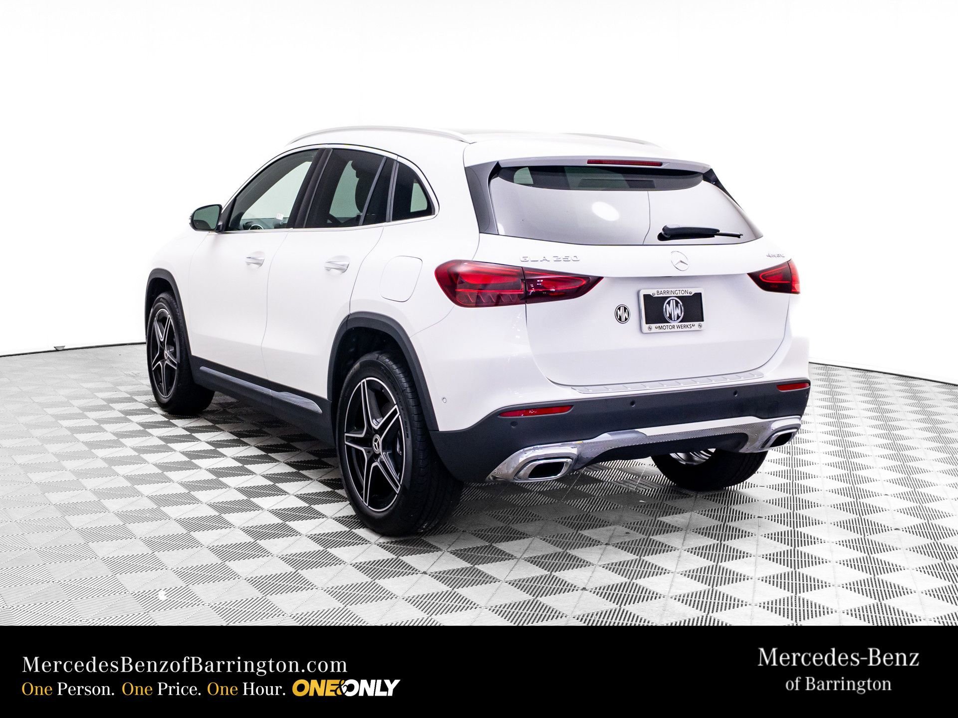 New 2026 Polar White Mercedes-Benz GLA 250 image 45