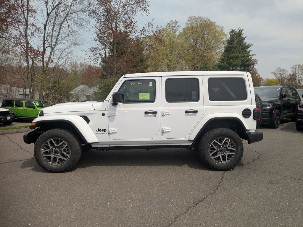 2025 Jeep Wrangler 4-Door Sahara - Photo 6