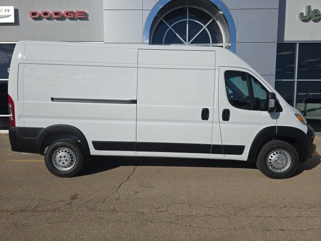 2026 Ram ProMaster 2500 photo 2