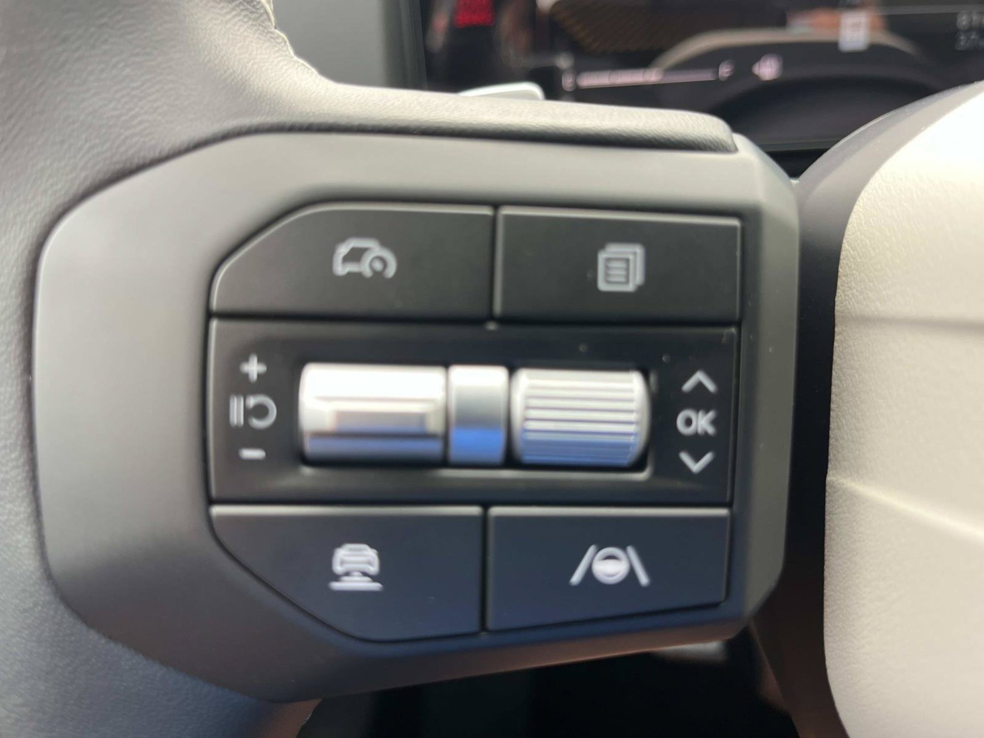 New 2026 Snow White Pearl Kia GT-Line image 25