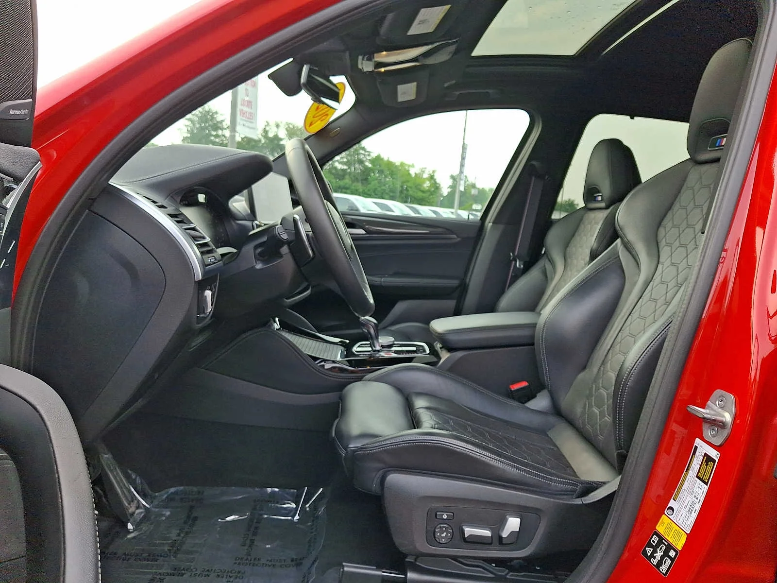 Used 2023 Orange BMW  image 13