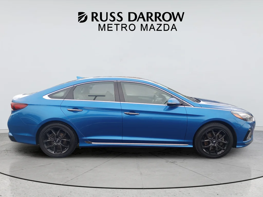 Used 2018 Blue Hyundai Limited image 6