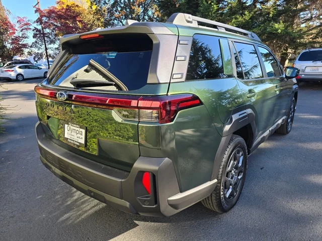 New 2026 DEEP EMERALD GREEN PEARL Subaru Premium image 28