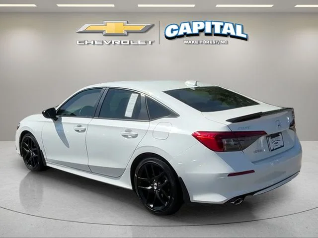 Used 2024  Honda Base image 3