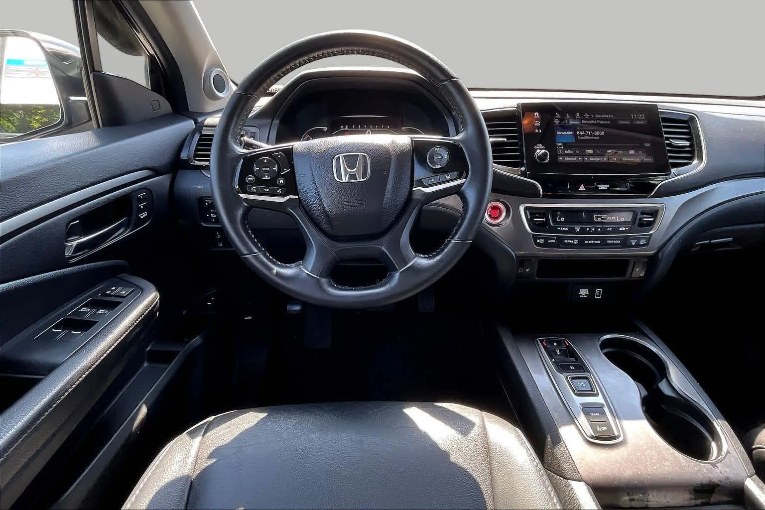 Used 2021 Crystal Black Pearl Honda EX-L image 6