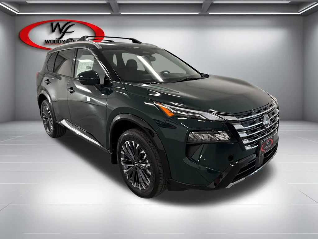 New 2026 Obsidian Green Pearl Nissan Platinum image 3