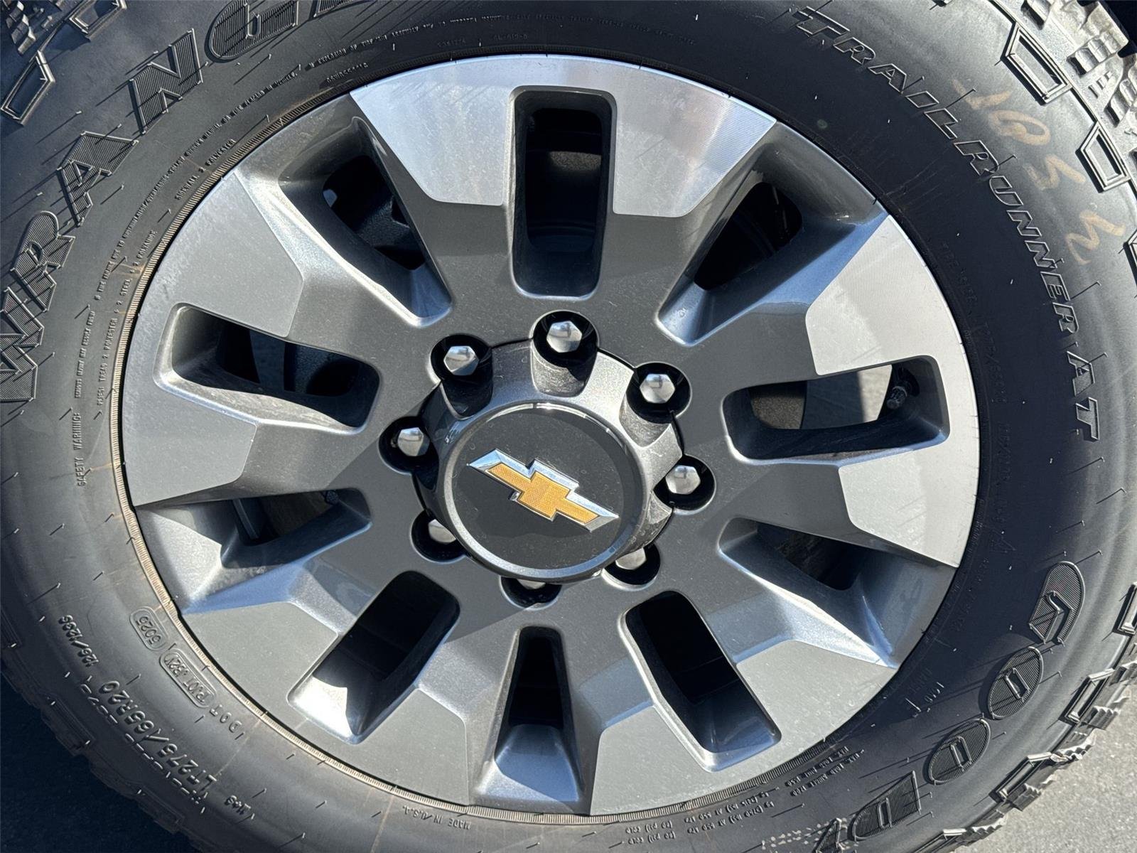 2026 Chevrolet Silverado 3500 HD LT - Photo 40