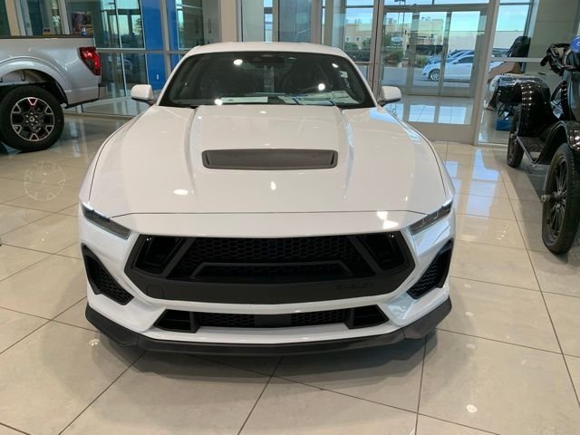 New 2025 Oxford White Ford Shelby GT 350 image 2