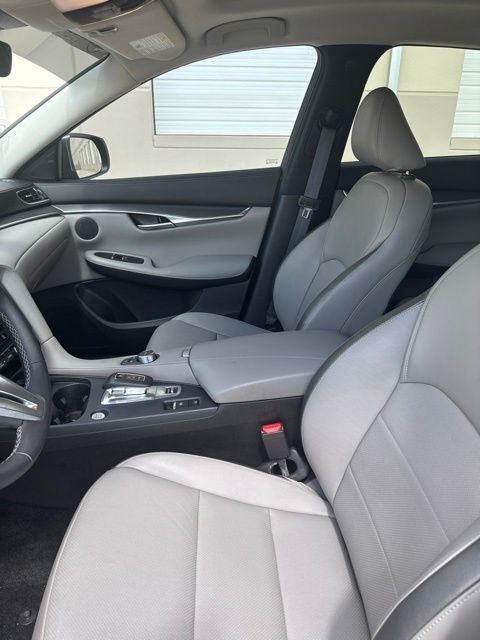 Used 2024 Blue INFINITI LUXE image 8