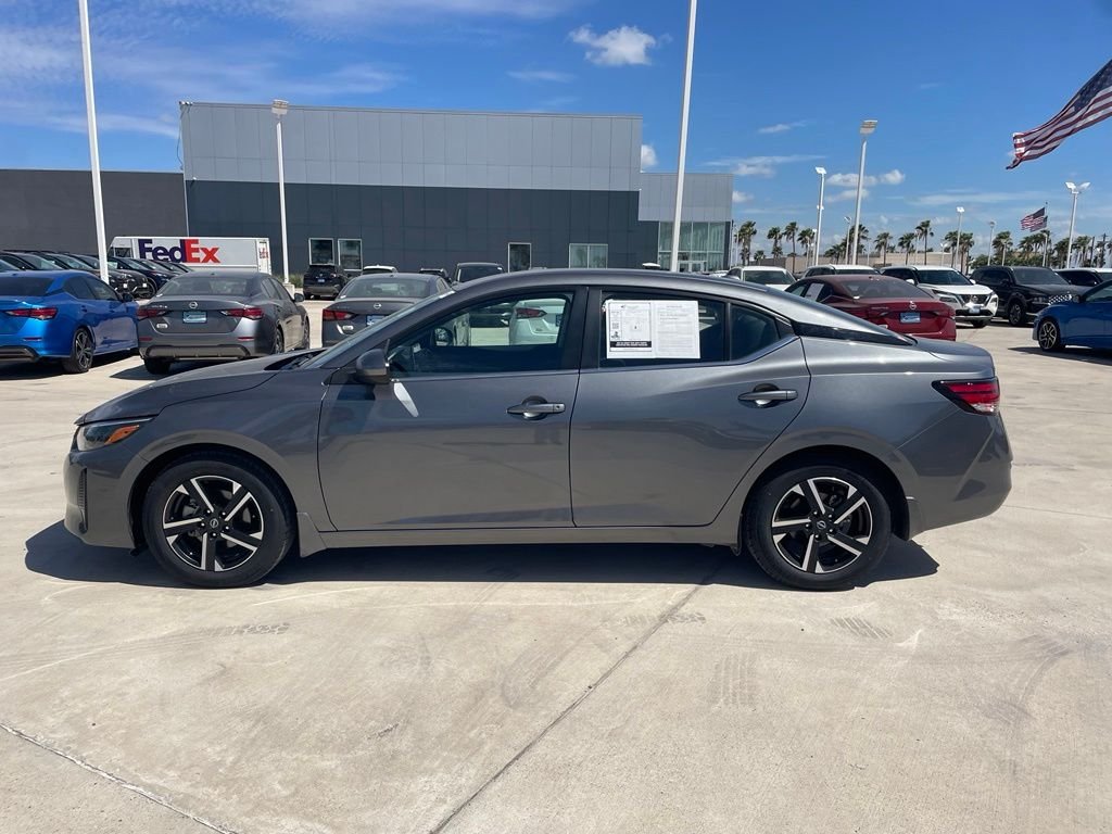 Used 2025 Gray Nissan SV image 5
