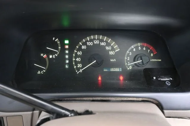 Used 1999 White Toyota Limited image 36