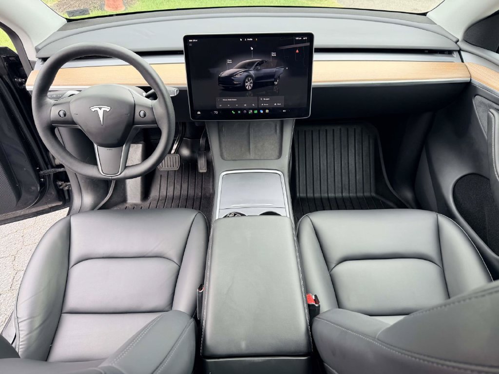 Used 2024 Tesla Model Y Long Range with VIN 7SAYGDEE6RA232028 for sale in Roanoke, VA