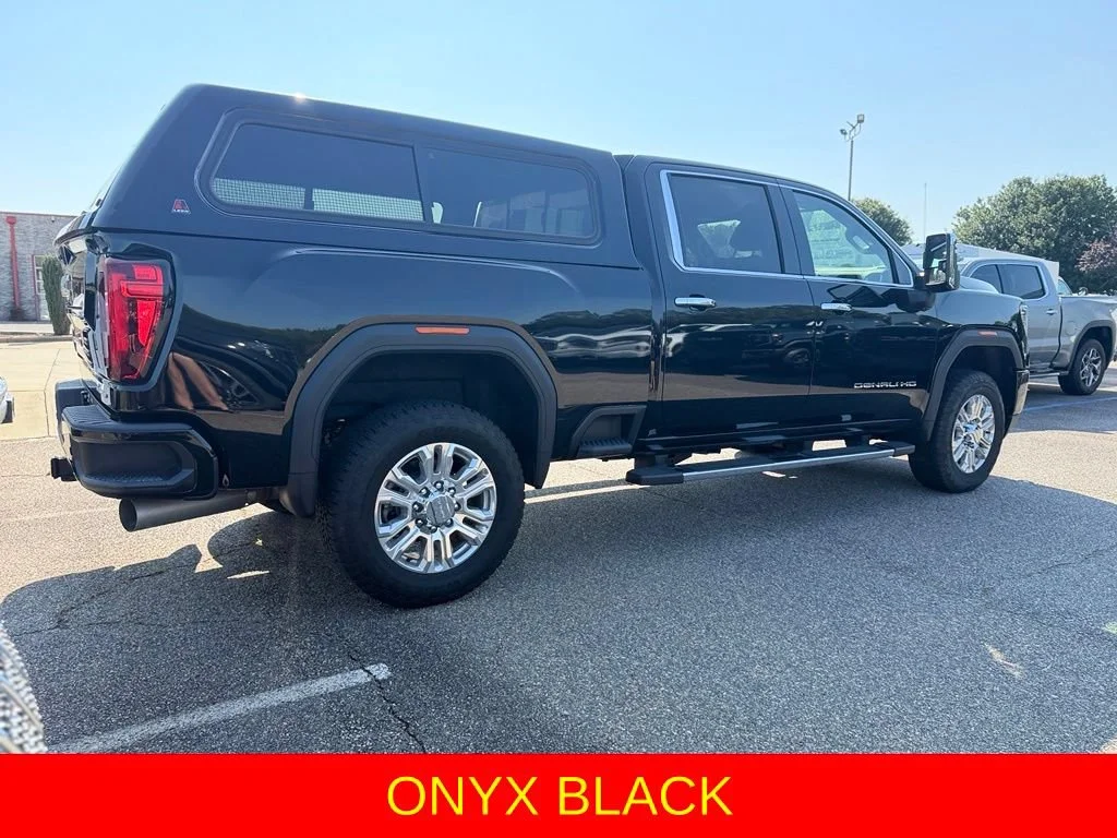 Used 2020 ONYX BLACK GMC Denali image 3
