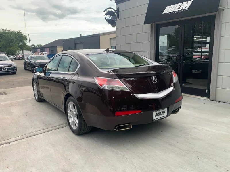 Used 2011 Maroon Acura Sedan 4D image 11