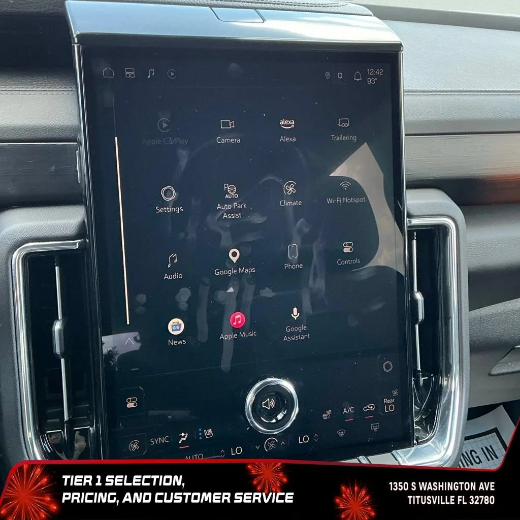 Certified Used 2025 Onyx Black GMC Denali image 35