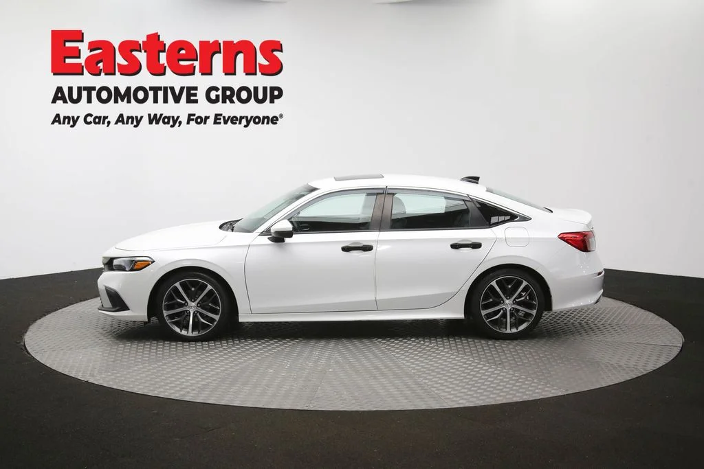 Used 2022 White Honda Touring image 59