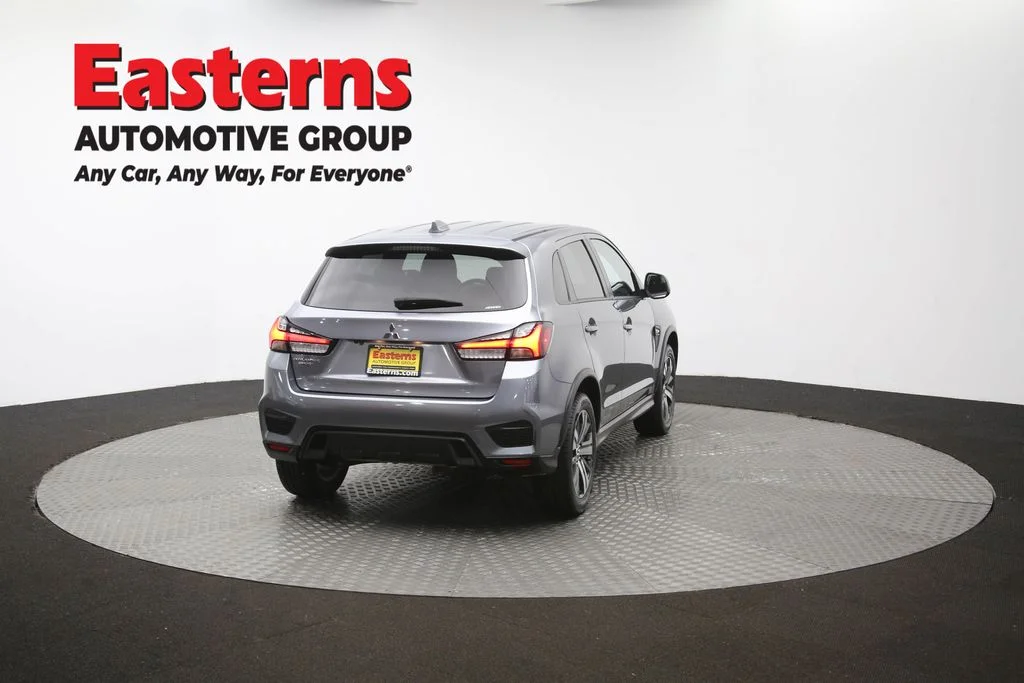 Used 2024 Gray Mitsubishi 2.0 ES image 38