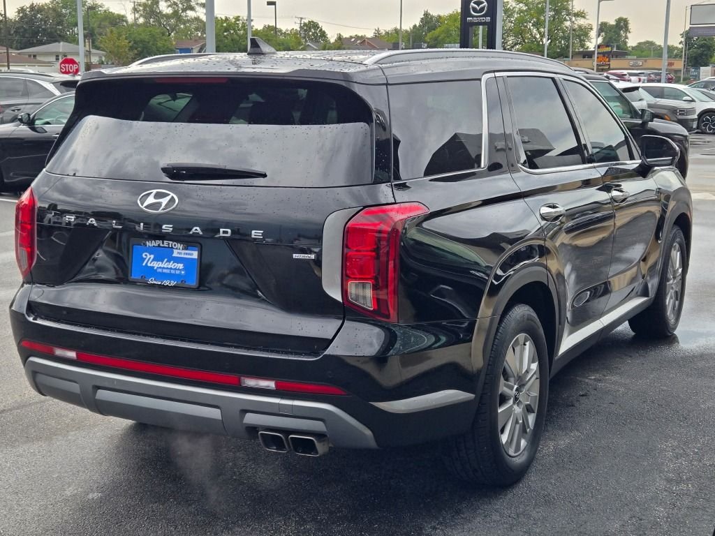 Used 2024 Abyss Black Hyundai SEL image 11
