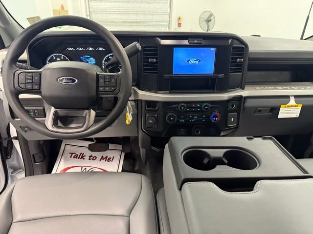 New 2026 Oxford White Ford F-350® XL image 27