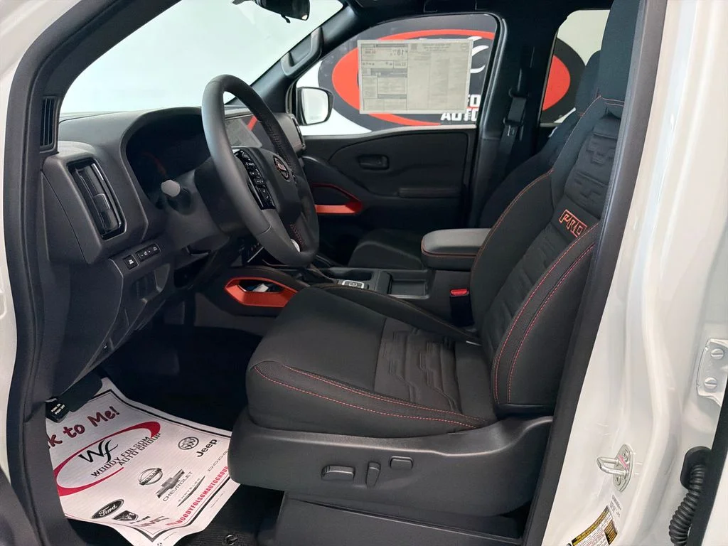 New 2027 White Nissan PRO-4X image 9