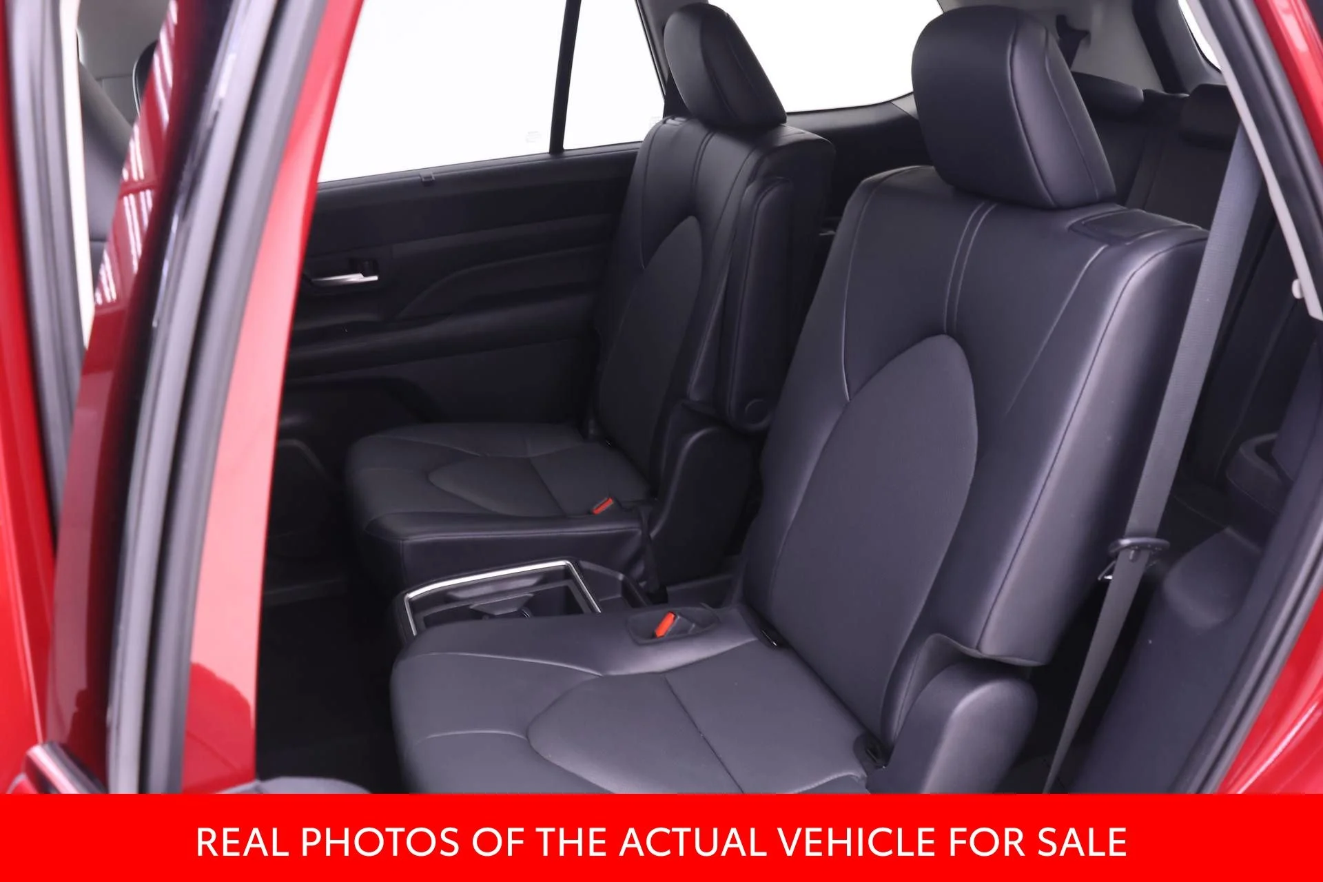 Used 2025 Red Toyota XLE image 10