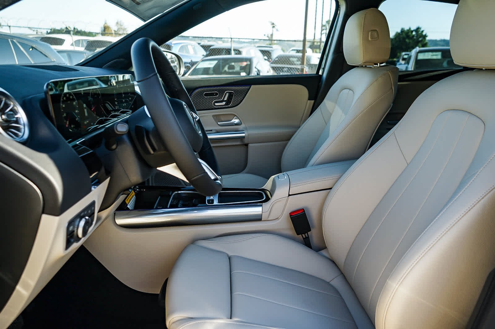 New 2026 Night Black Mercedes-Benz GLA 250 image 19