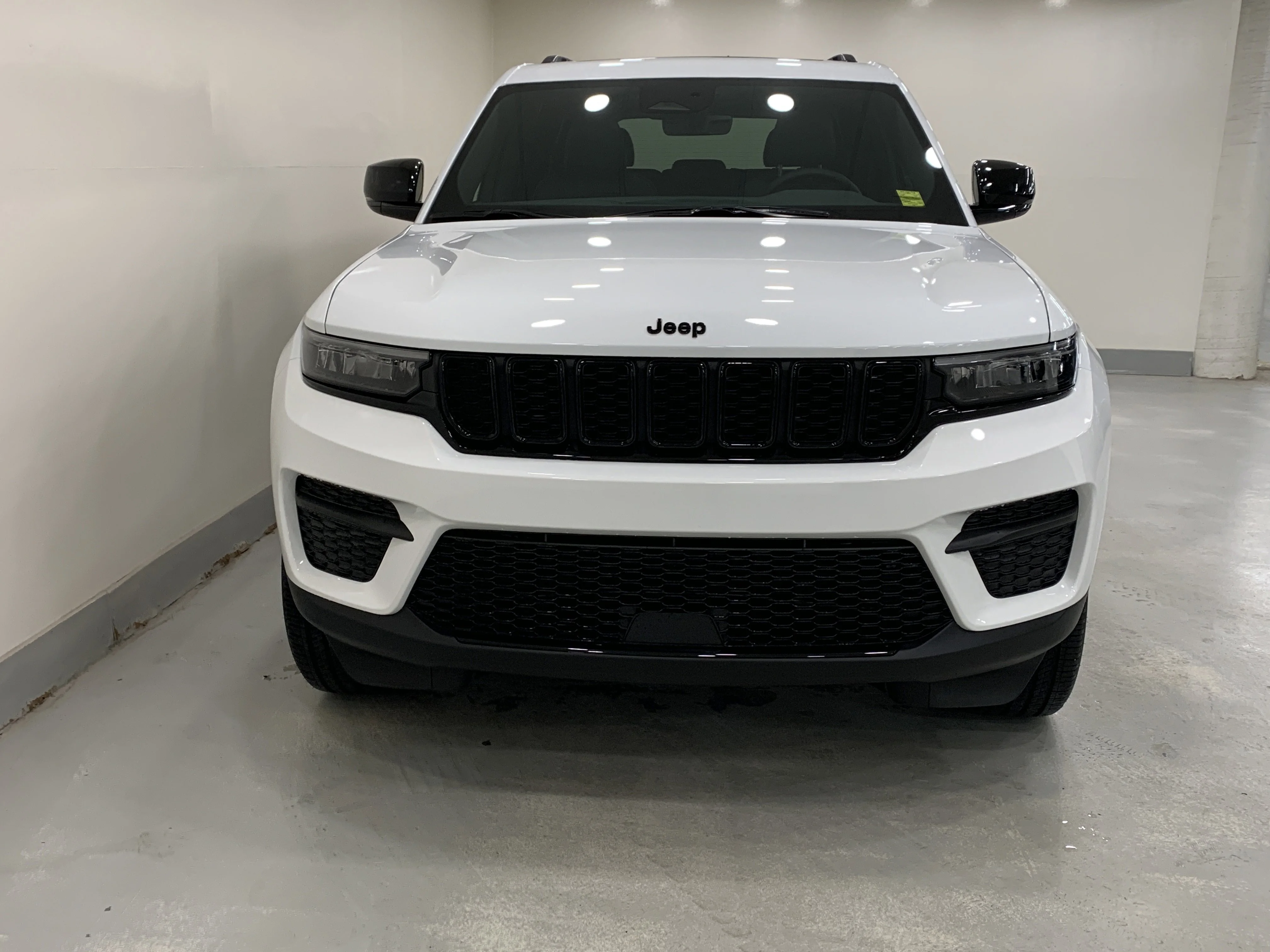 New 2025 Bright White Jeep Altitude image 4