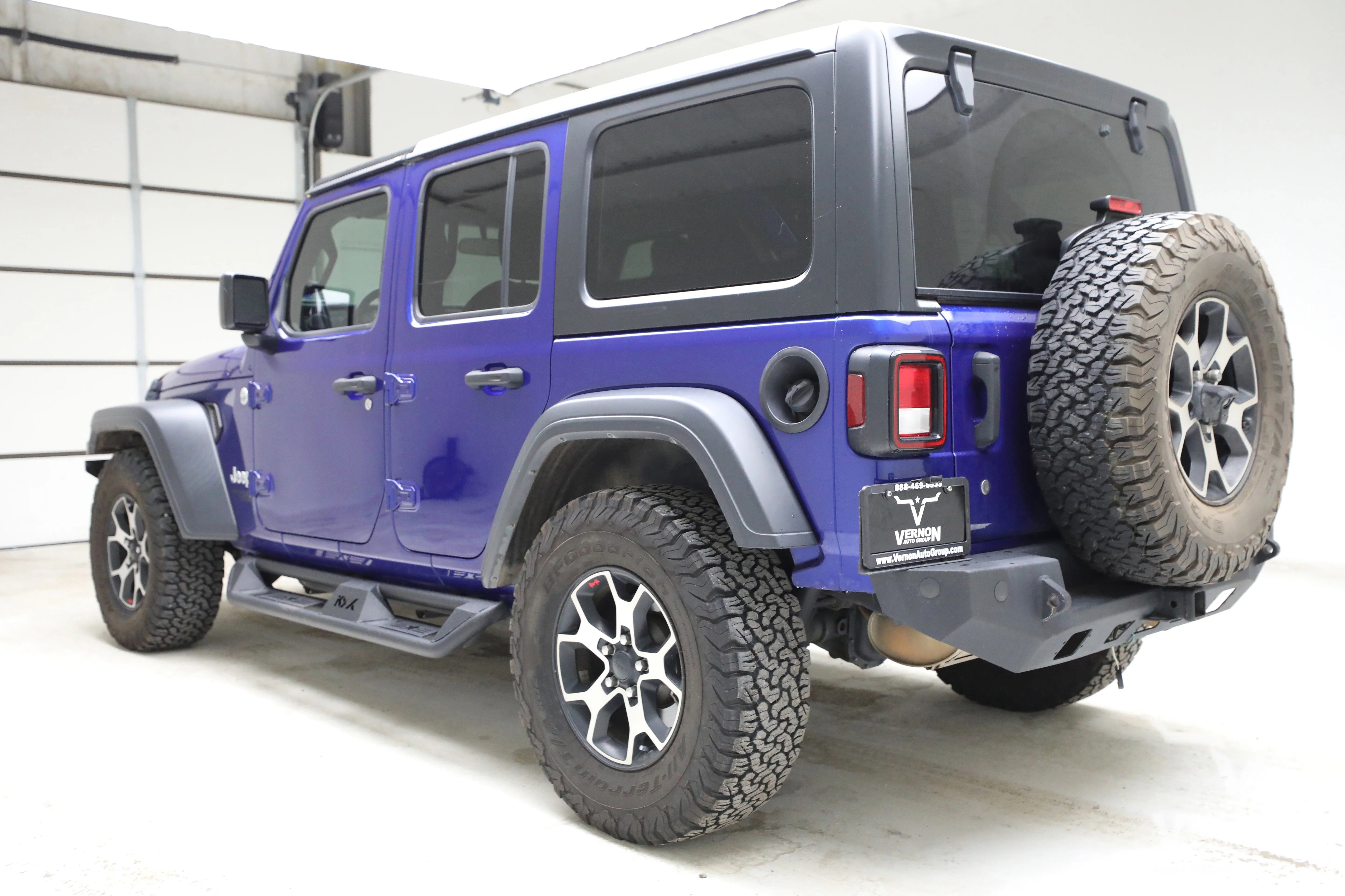Pre-Owned 2018 Jeep Wrangler Unlimited Sport S 4x4
