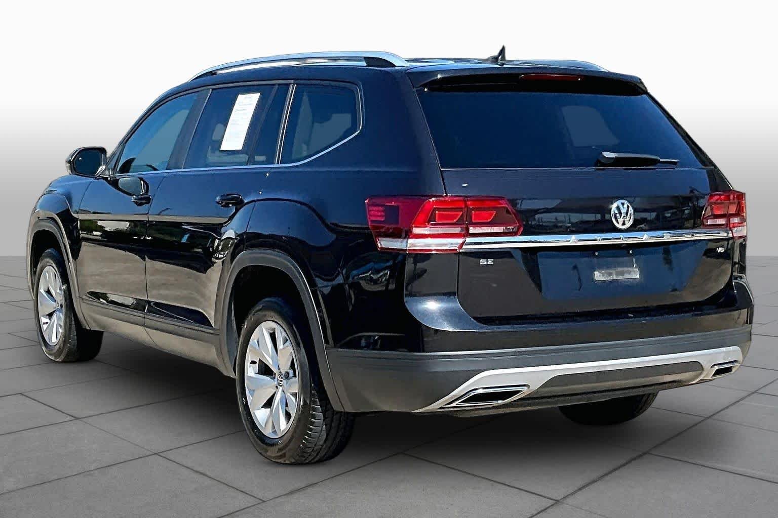 Used 2019 DEEP BLACK PEARL EFFECT Volkswagen 3.6L V6 SE w/Technology image 12