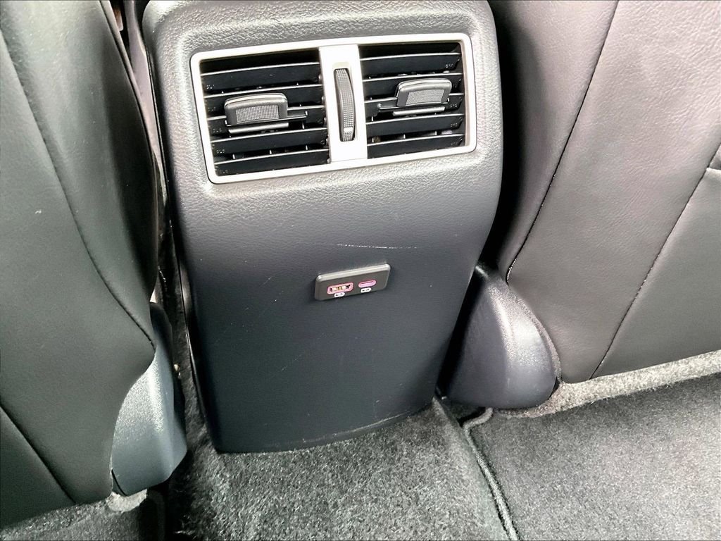Used 2019 Gray Nissan 3.5 SV image 28