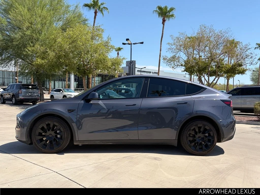 Used 2022 Black Tesla Long Range image 3
