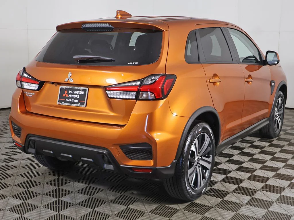 New 2026 Orange Mitsubishi 2.0 ES image 7
