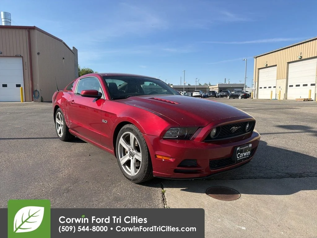 2014 Ford Mustang GT Premium's photo