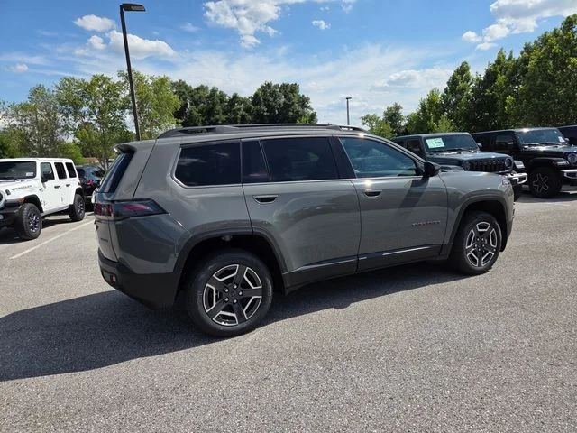 New 2026 Sting-Gray Clear-Coat Exterior Paint Jeep Laredo image 13
