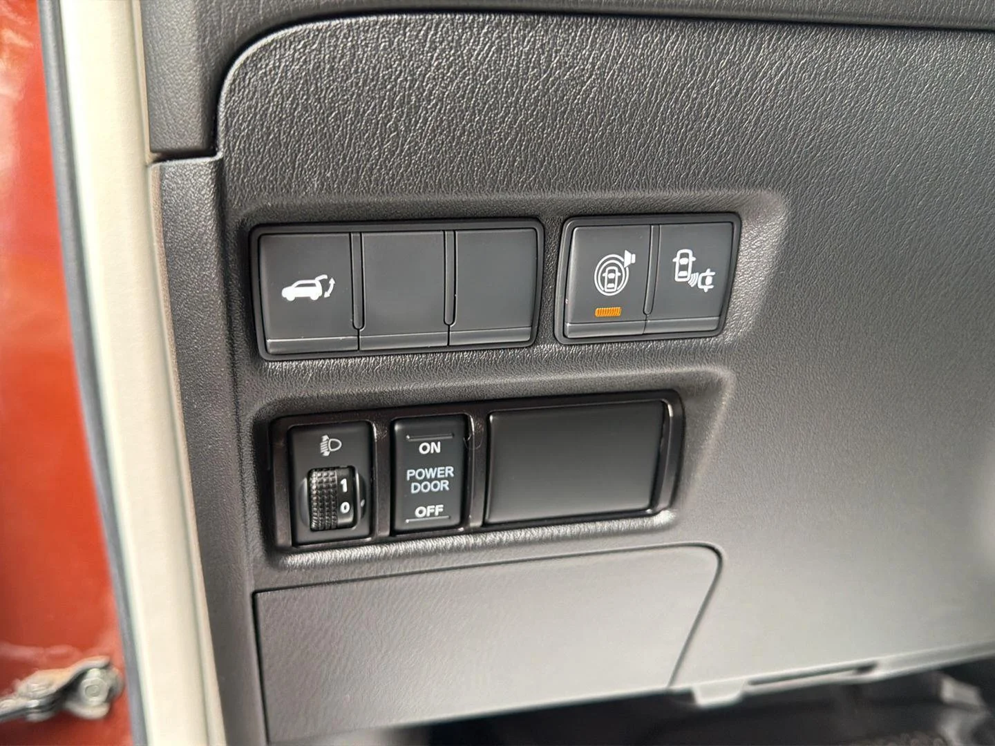 Used 2017 Forged Copper Nissan Platinum image 29