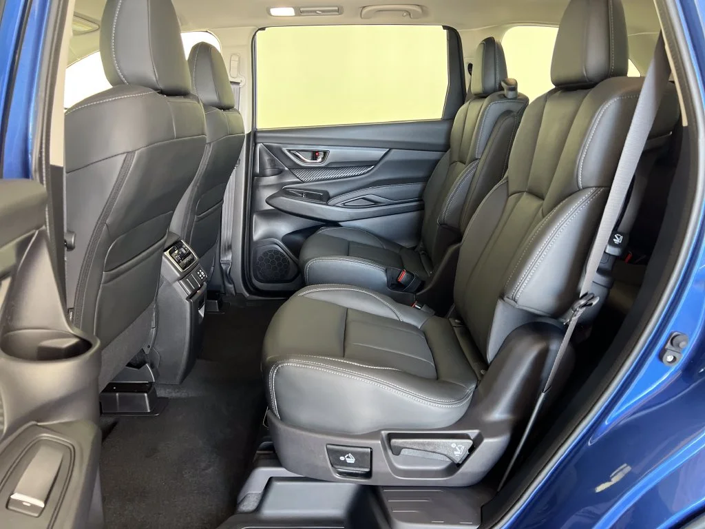 New 2027 DAYBREAK BLUE PEARL Subaru Premium 7-Passenger image 26