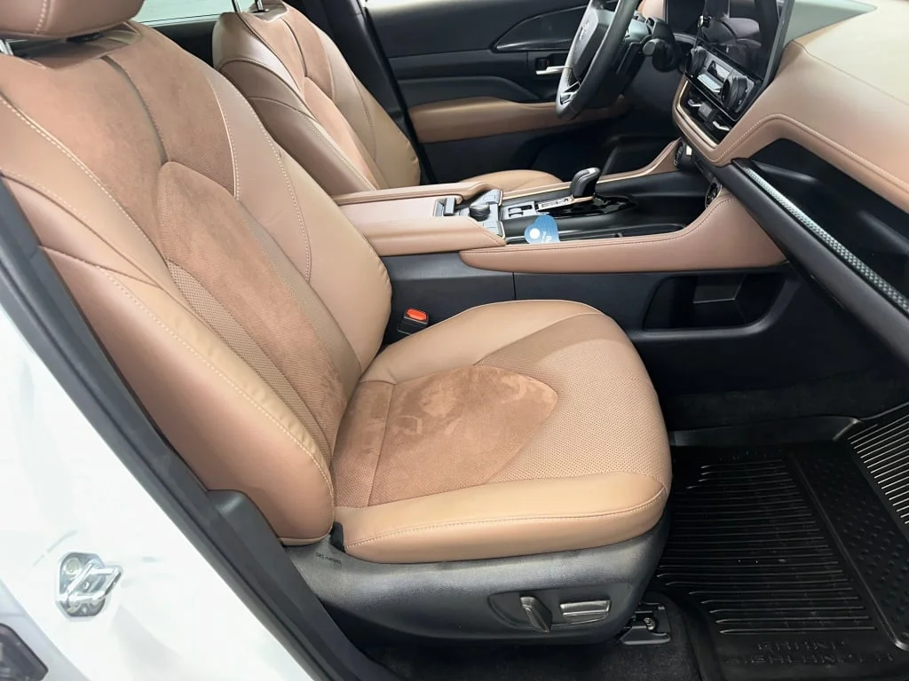Certified Used 2026 Wind Chill Pearl Toyota Hybrid MAX Platinum image 33