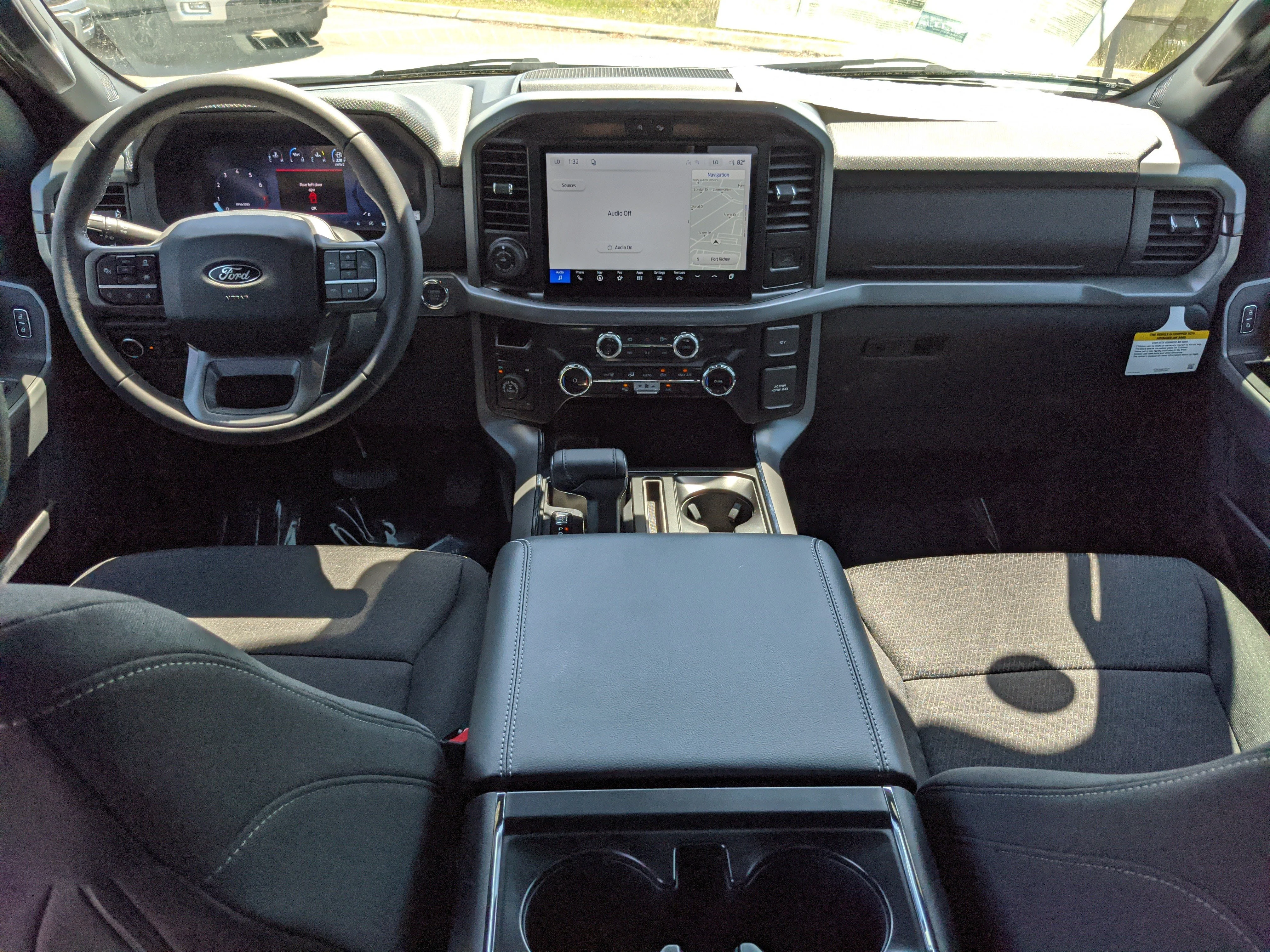 New 2026 Oxford White Ford XLT image 12