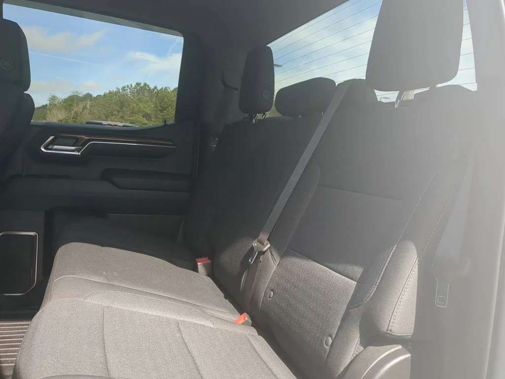 Used 2022 Summit White Chevrolet RST image 24