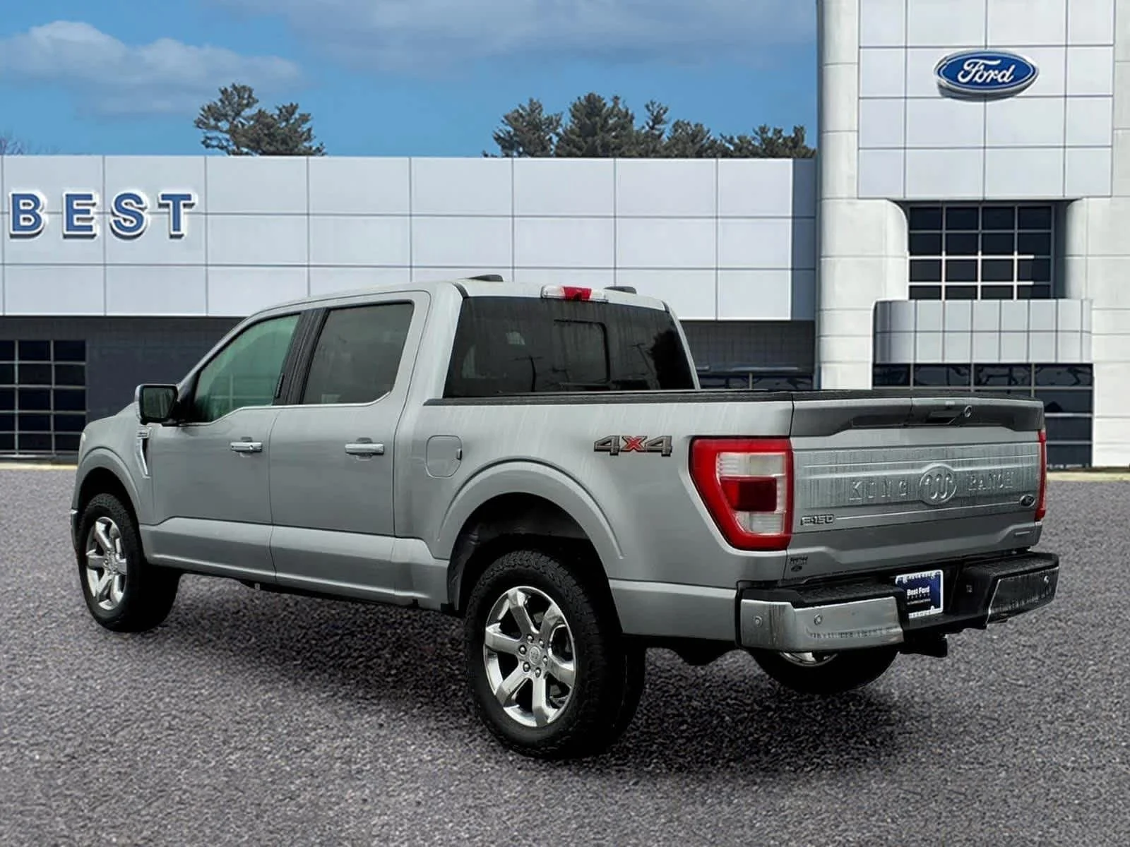 Used 2021 Iconic Silver Ford King Ranch image 4
