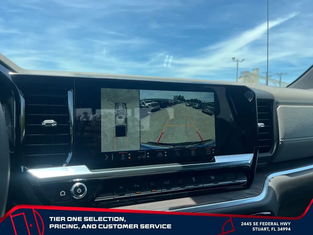 New 2026 Summit White GMC SLT image 31