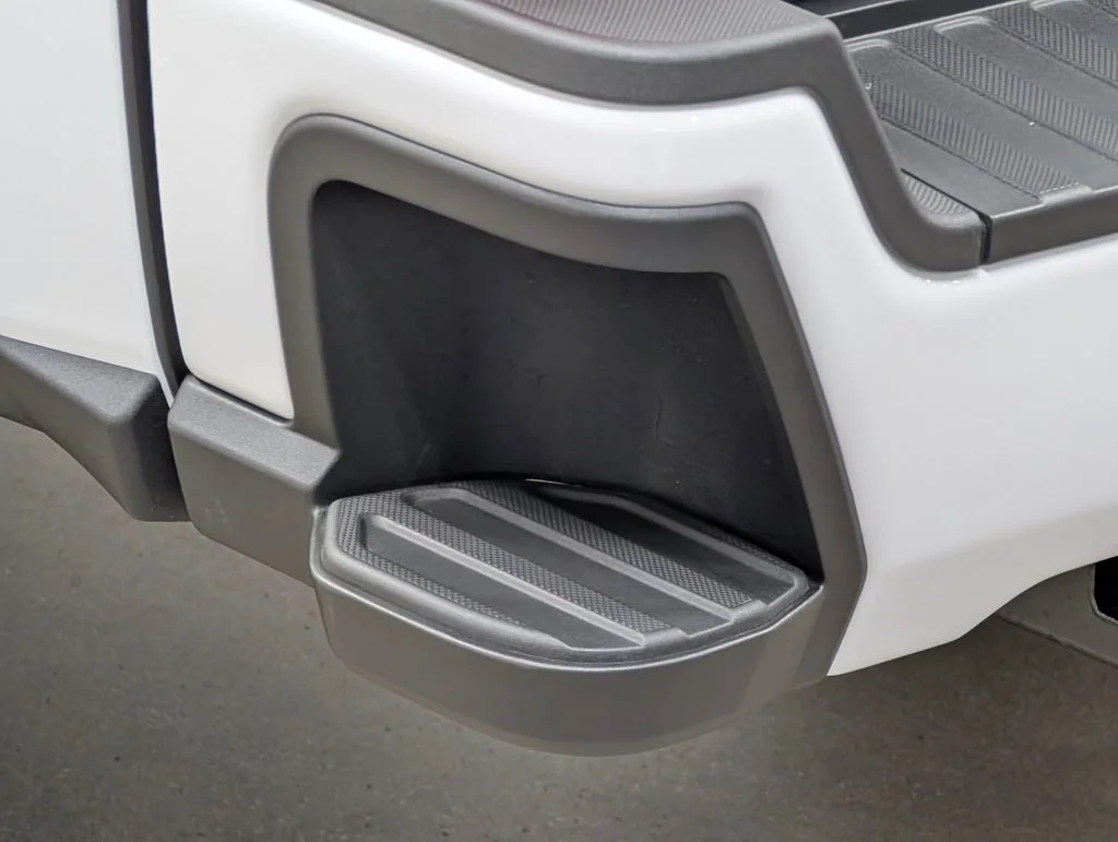 New 2026 Oxford White Ford F-250® XL image 28