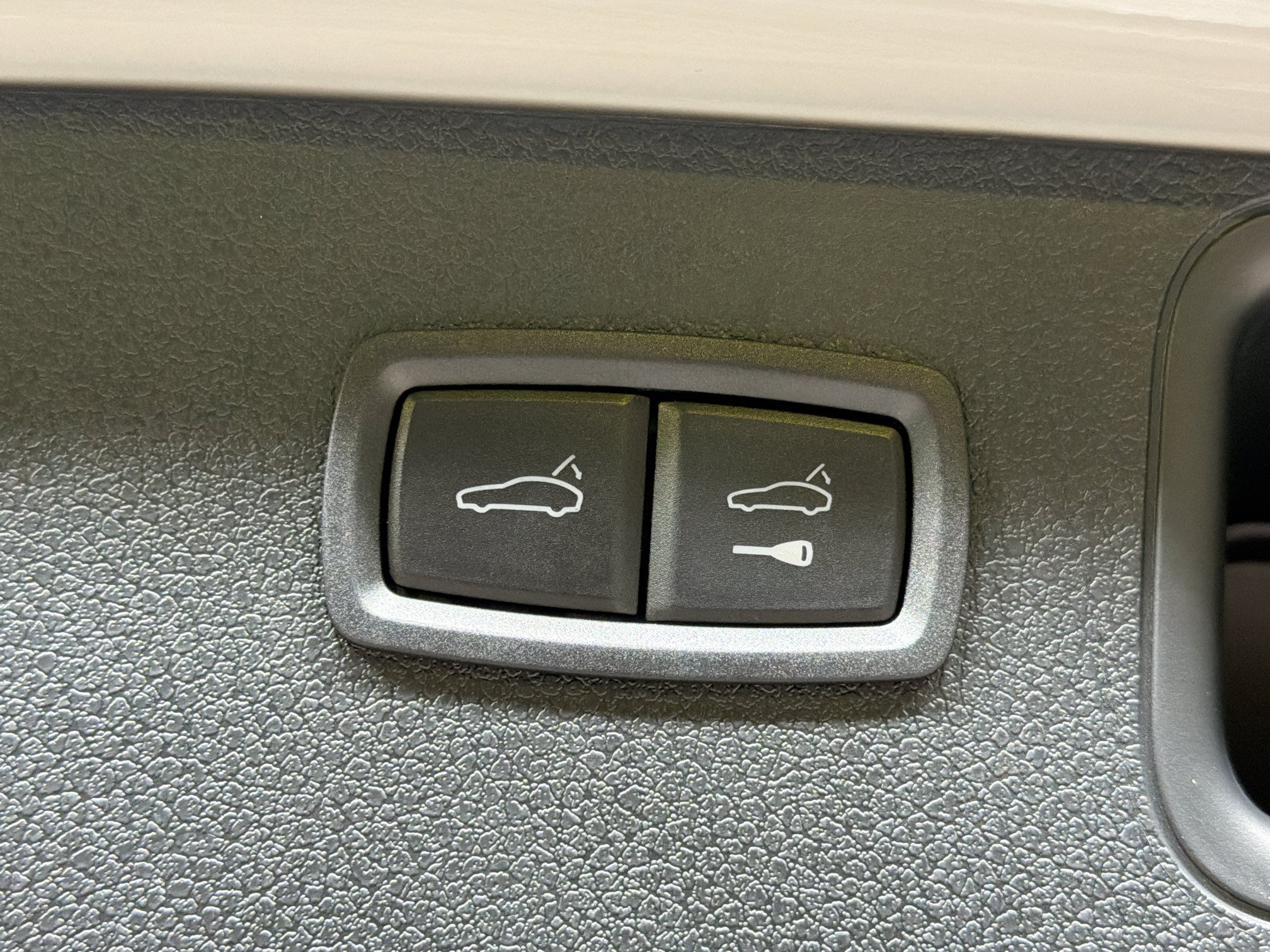 Used 2026  Porsche  image 12