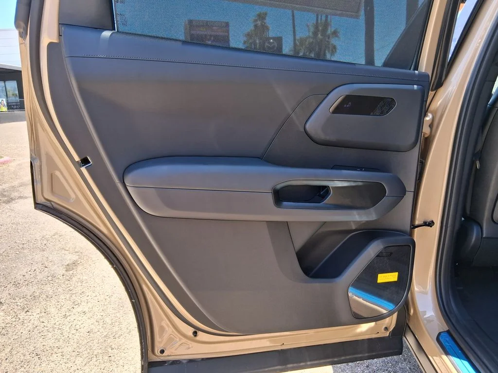 New 2027 Brown Kia X-Pro SX image 17
