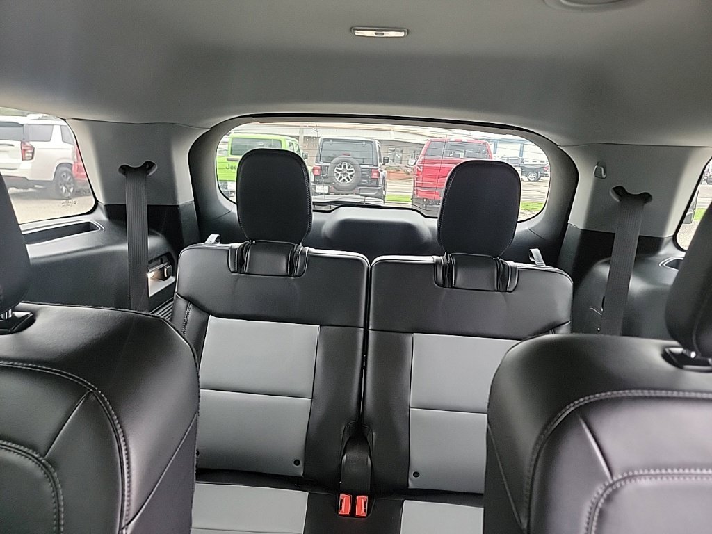 Used 2024 Gray Ford XLT image 24