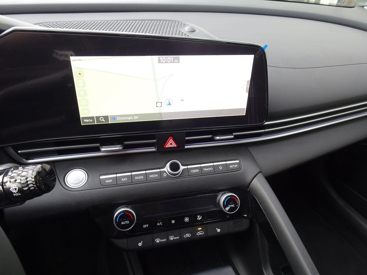 2025 Hyundai Elantra SEL - Photo 18